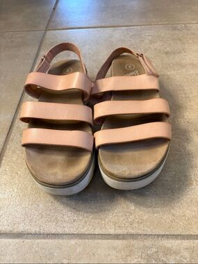 art class Triple-Strap Blush Platform Sandals